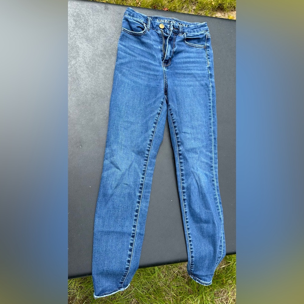 American Eagle skinny jeans